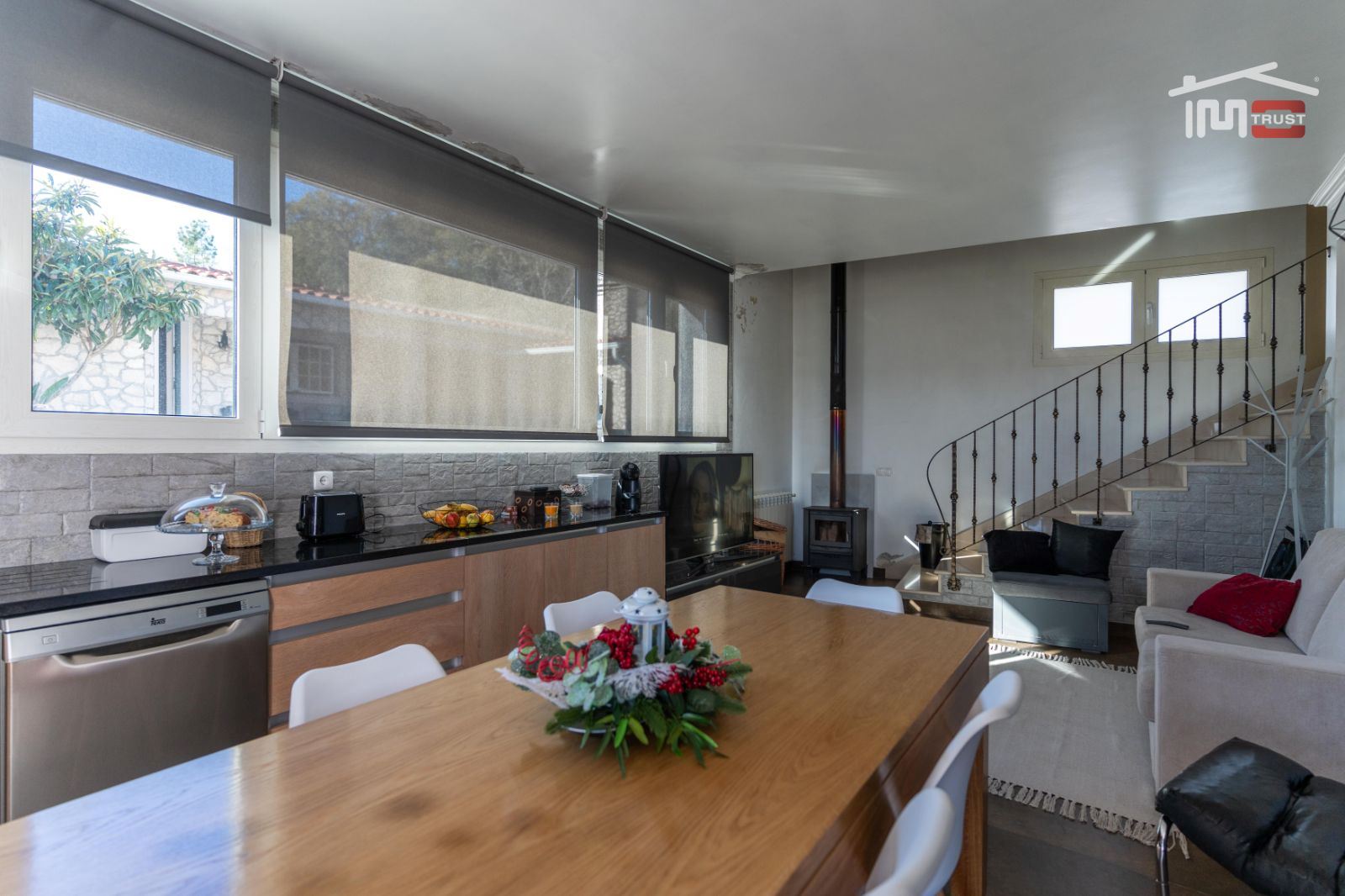 Moradia T5 para Venda em Nossa Senhora das Misericordias