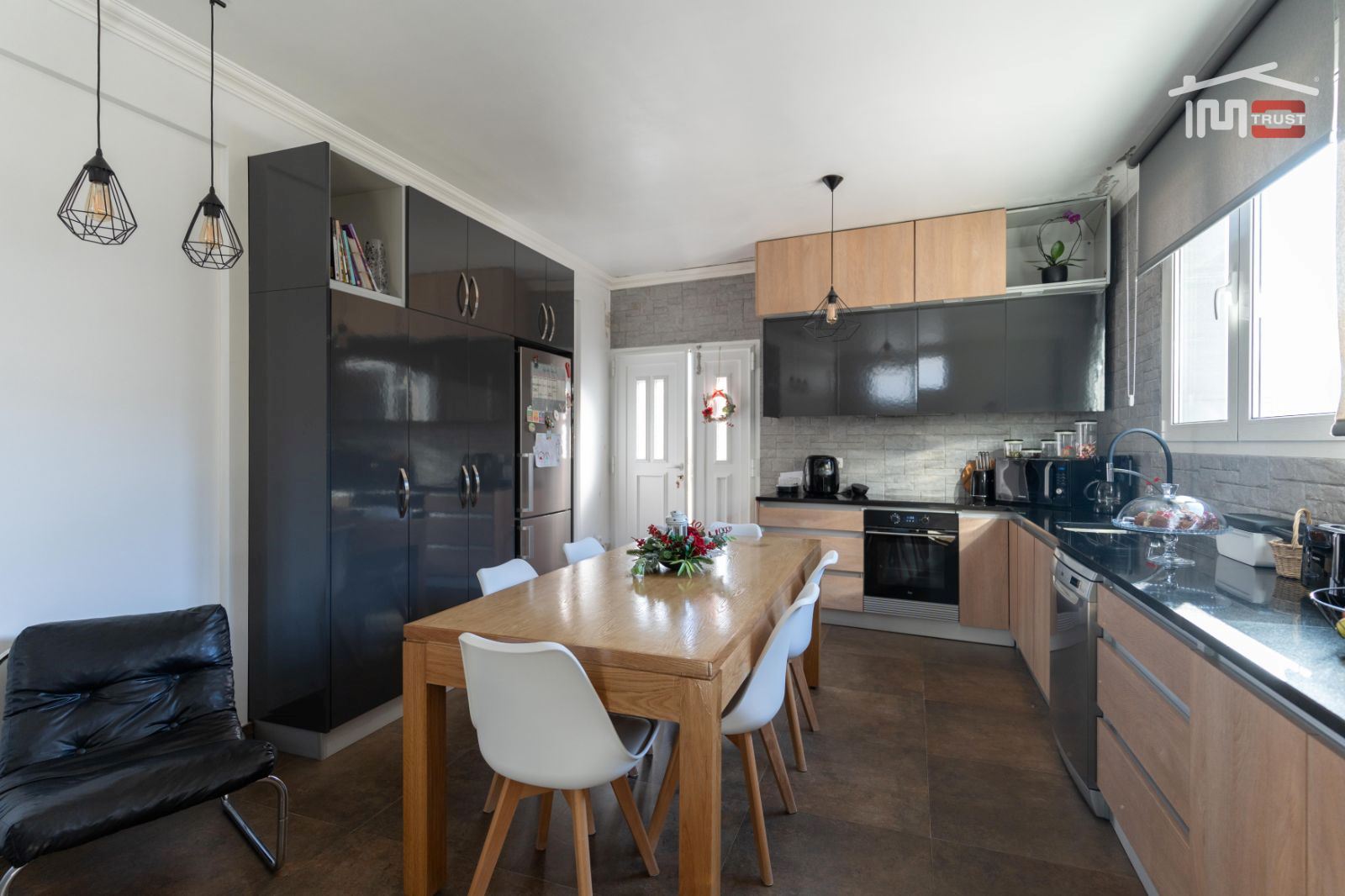 Moradia T5 para Venda em Nossa Senhora das Misericordias