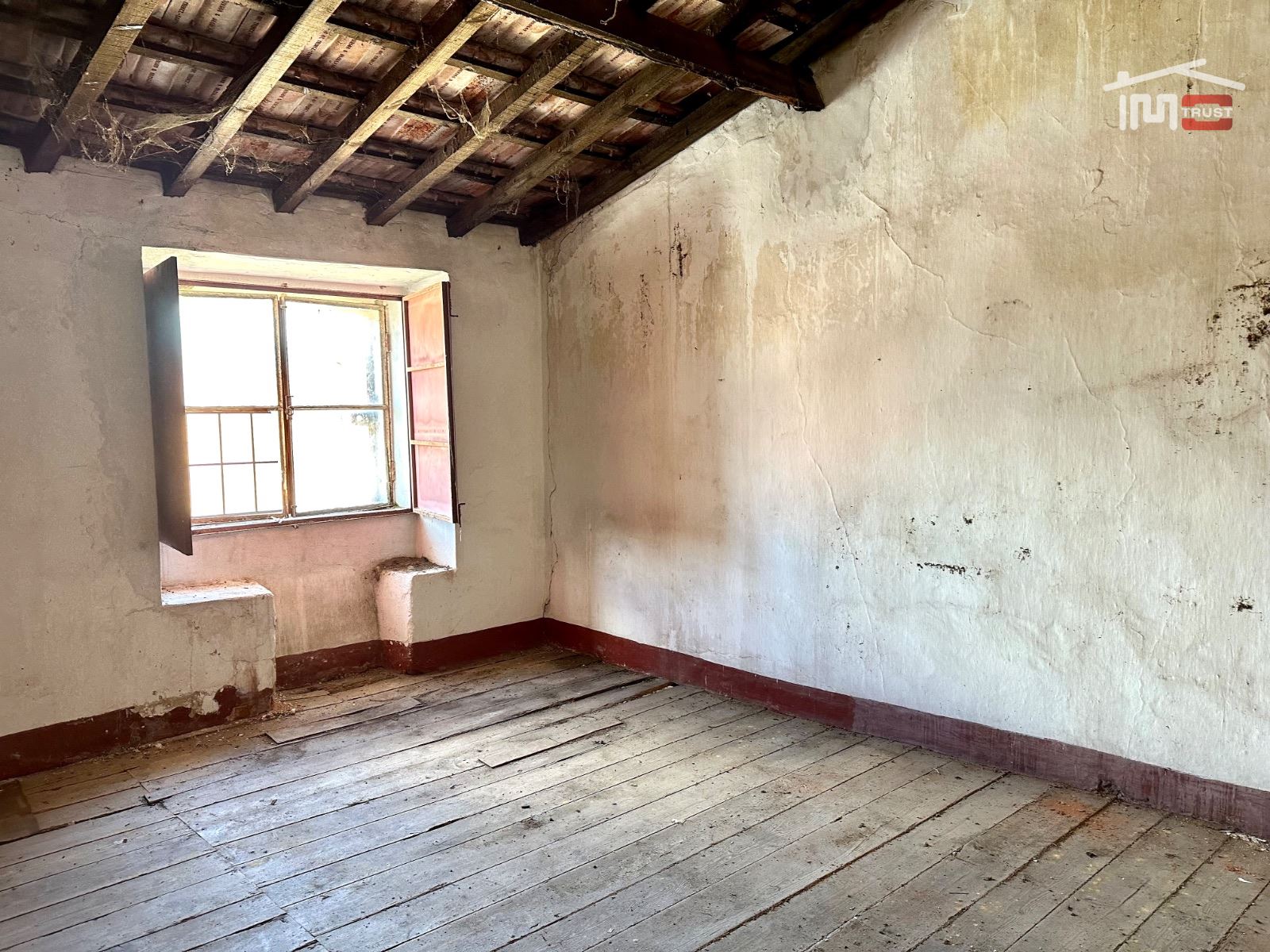 Moradia T3 para Venda em Sarilhos Grandes