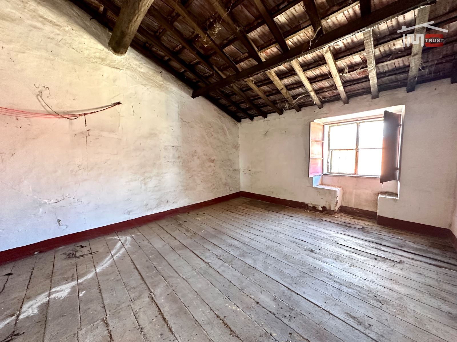 Moradia T3 para Venda em Sarilhos Grandes