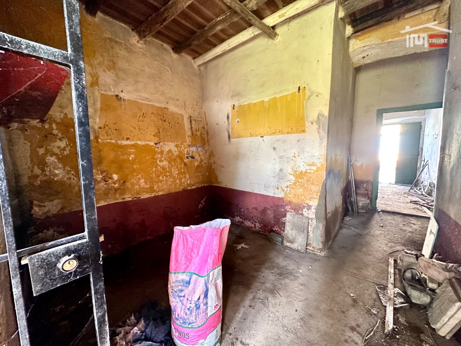 Moradia T3 para Venda em Sarilhos Grandes