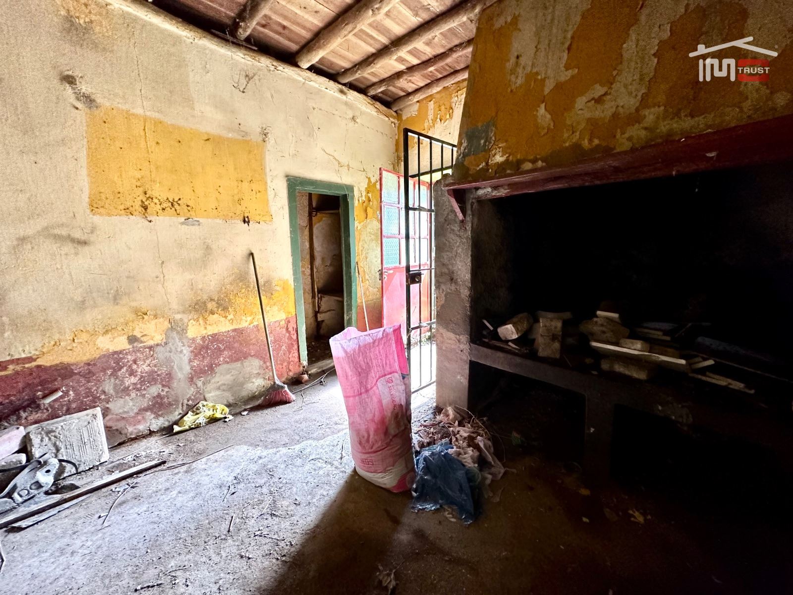 Moradia T3 para Venda em Sarilhos Grandes