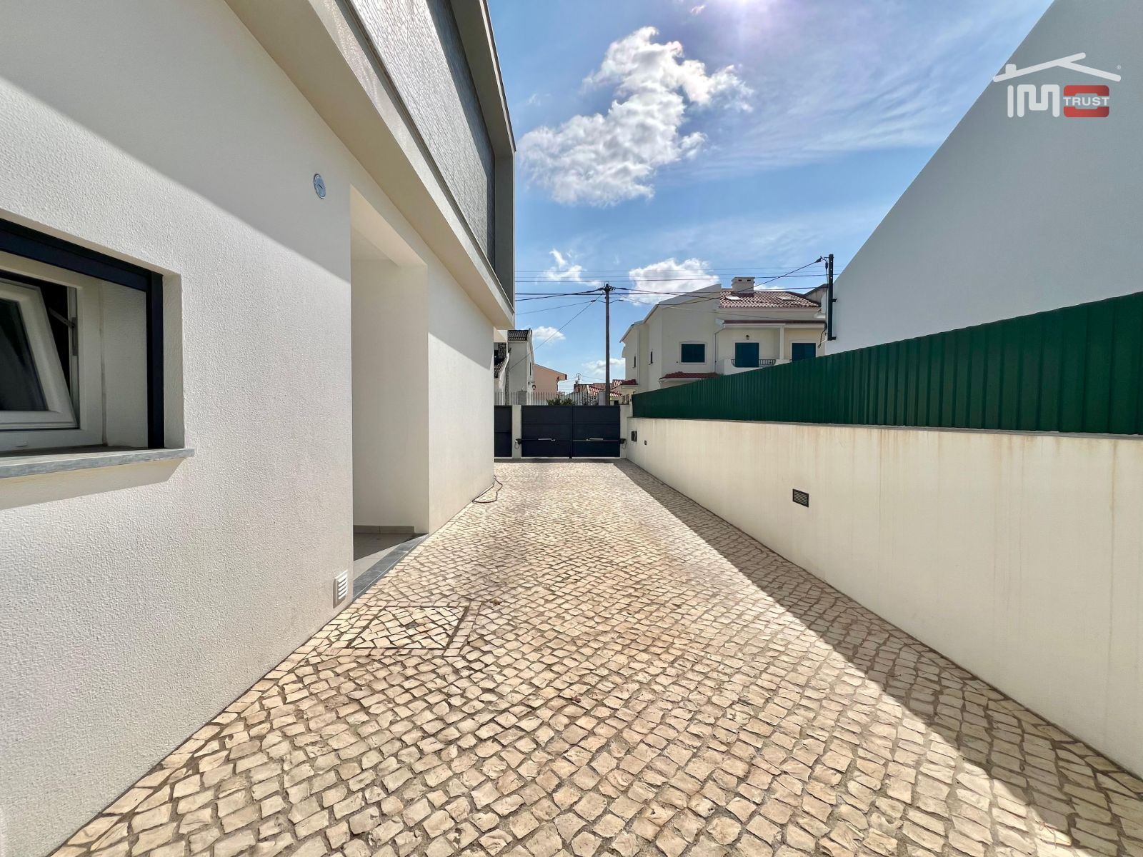 Moradia T4 para Venda em Fernao Ferro Foto 11