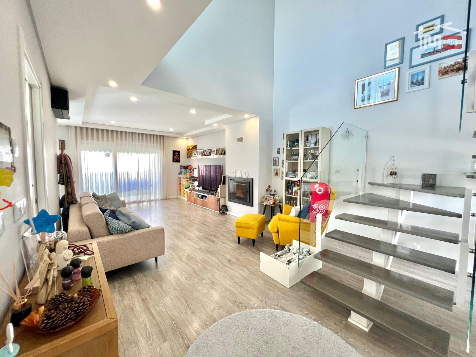 Moradia T4 para Venda em Fernao Ferro Foto 12