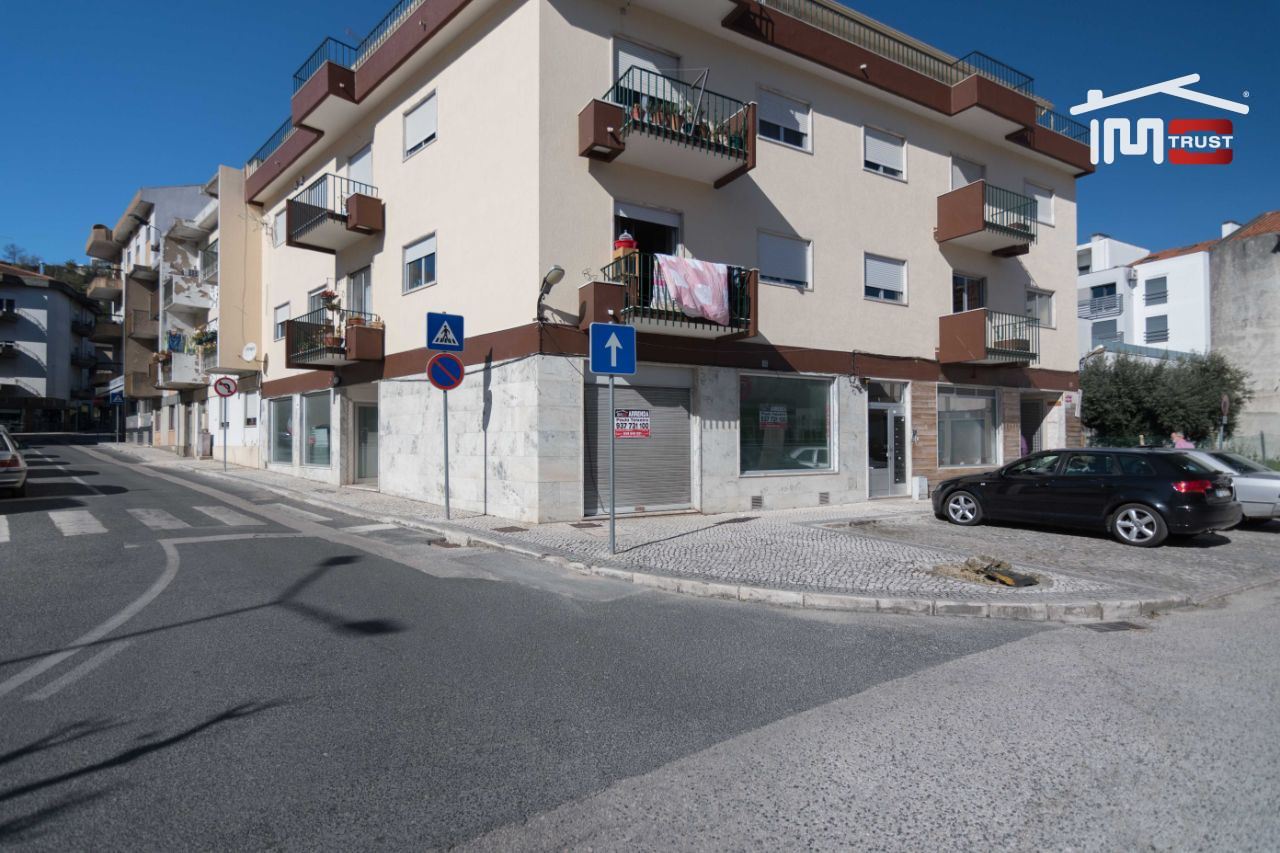 Negócio para Venda em Nossa Senhora da Piedade