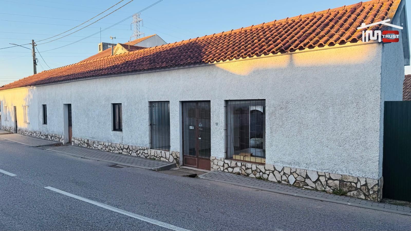 Moradia T3 para Venda em Povoa da Isenta