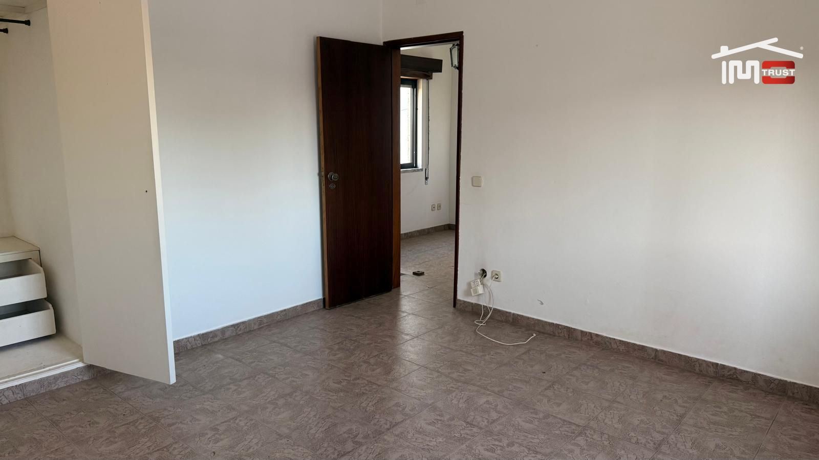 Moradia T3 para Venda em Povoa da Isenta