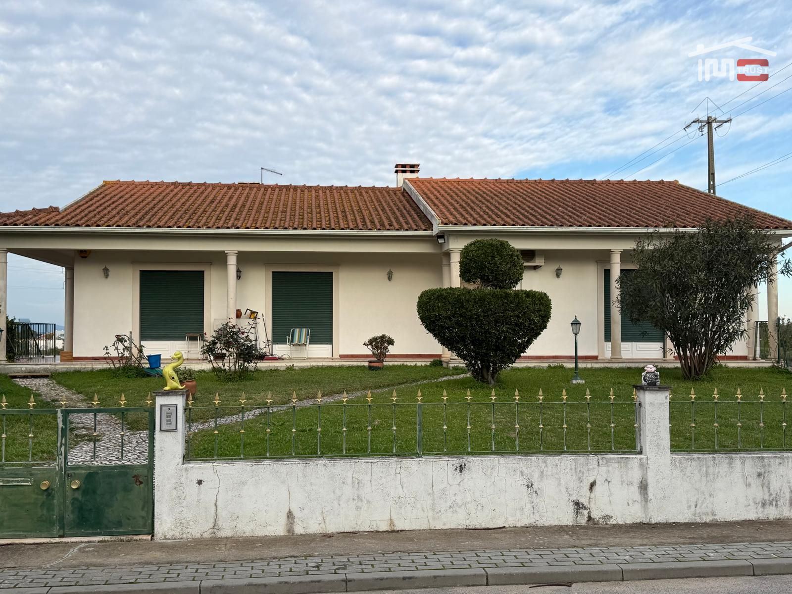 Moradia T3 para Venda em Povoa da Isenta