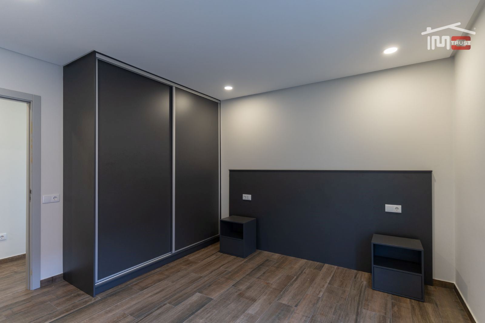 Moradia T3 para Arrendamento em Atouguia