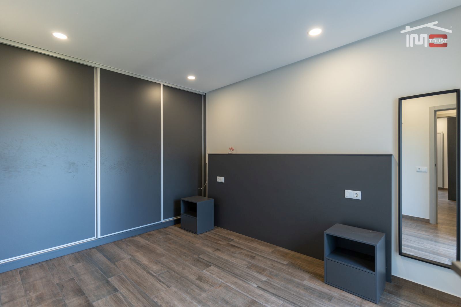 Moradia T3 para Arrendamento em Atouguia