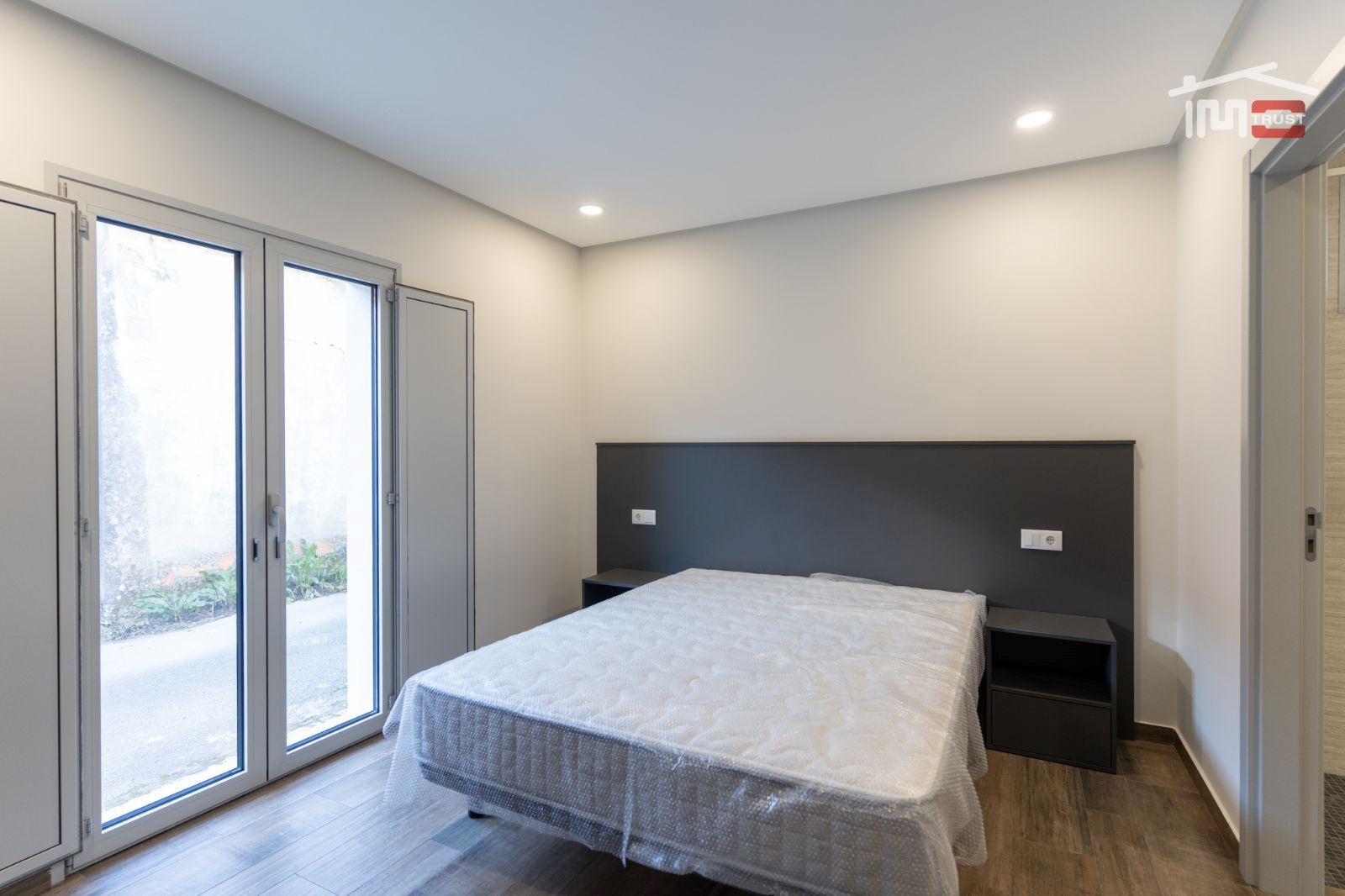 Moradia T3 para Arrendamento em Atouguia