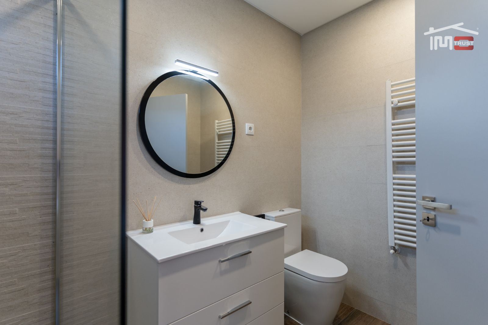 Moradia T3 para Arrendamento em Atouguia