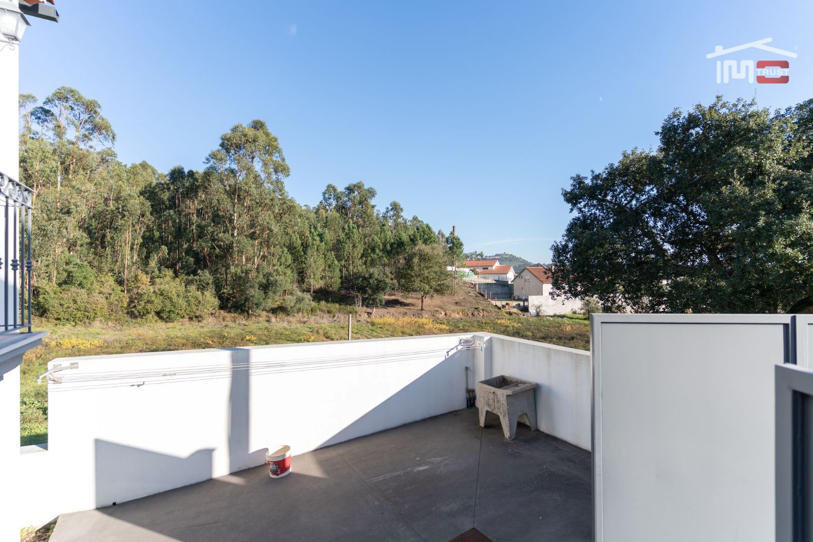 Moradia T3 para Arrendamento em Atouguia