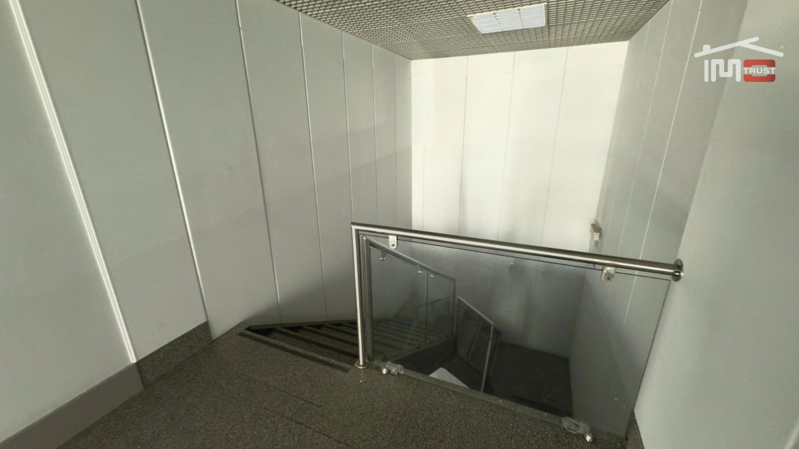 Loja para Arrendamento em Alvalade