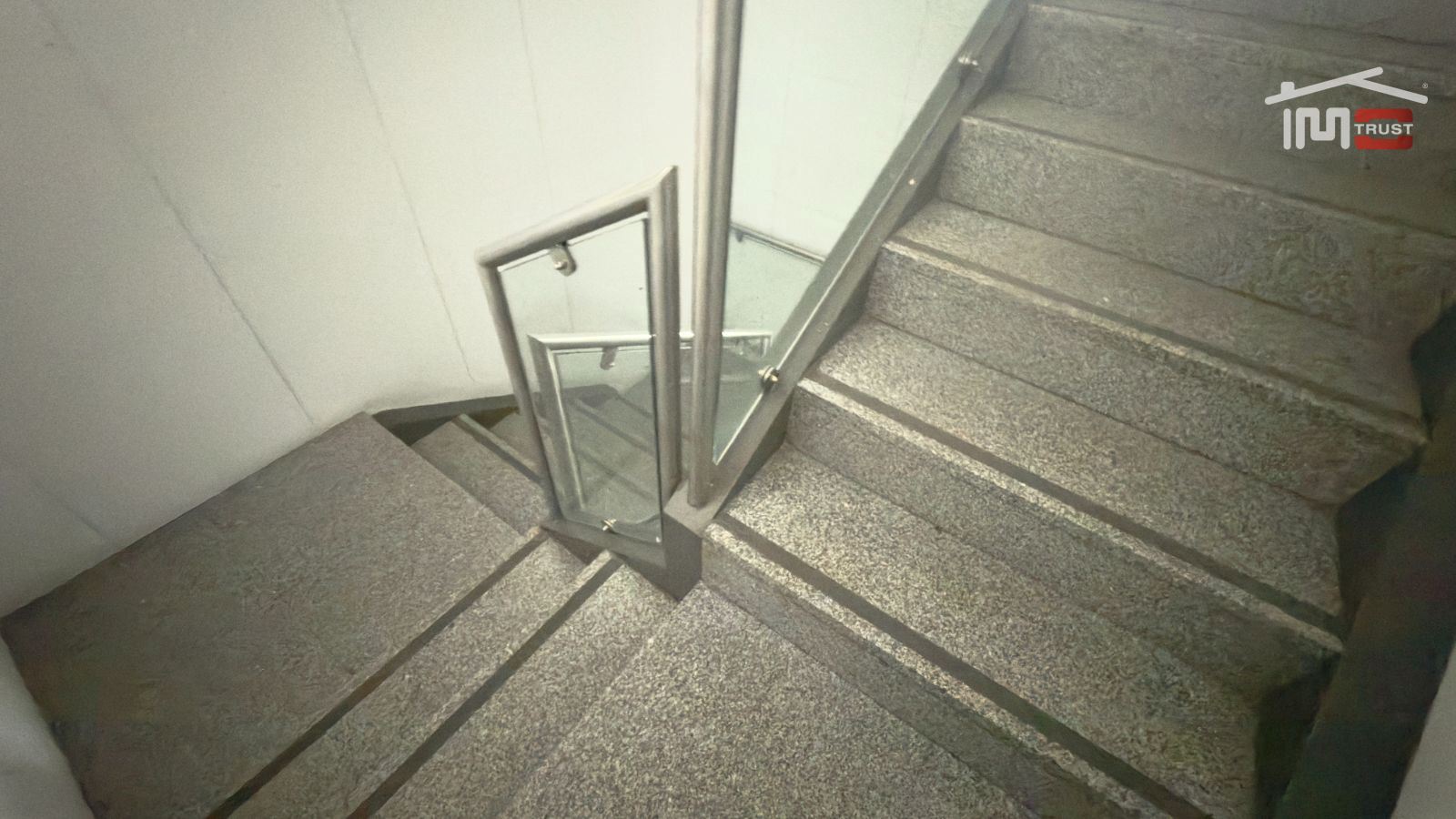 Loja para Arrendamento em Alvalade