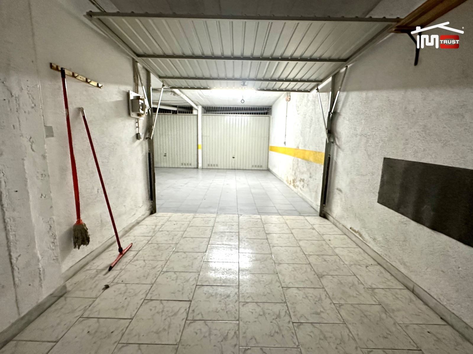 Negócio para Arrendamento em Queluz e Belas