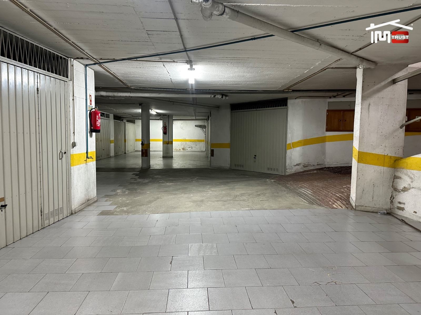 Negócio para Arrendamento em Queluz e Belas