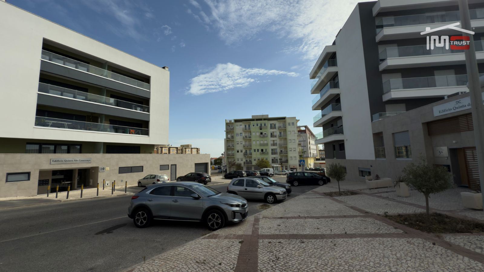 Loja para Venda em Camarate, Unhos e Apelação