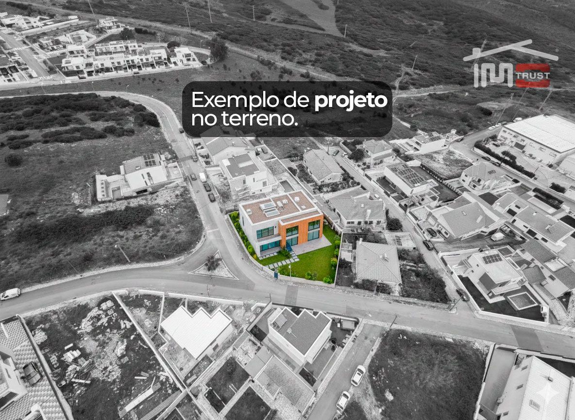 Terreno para Venda em Queluz e Belas