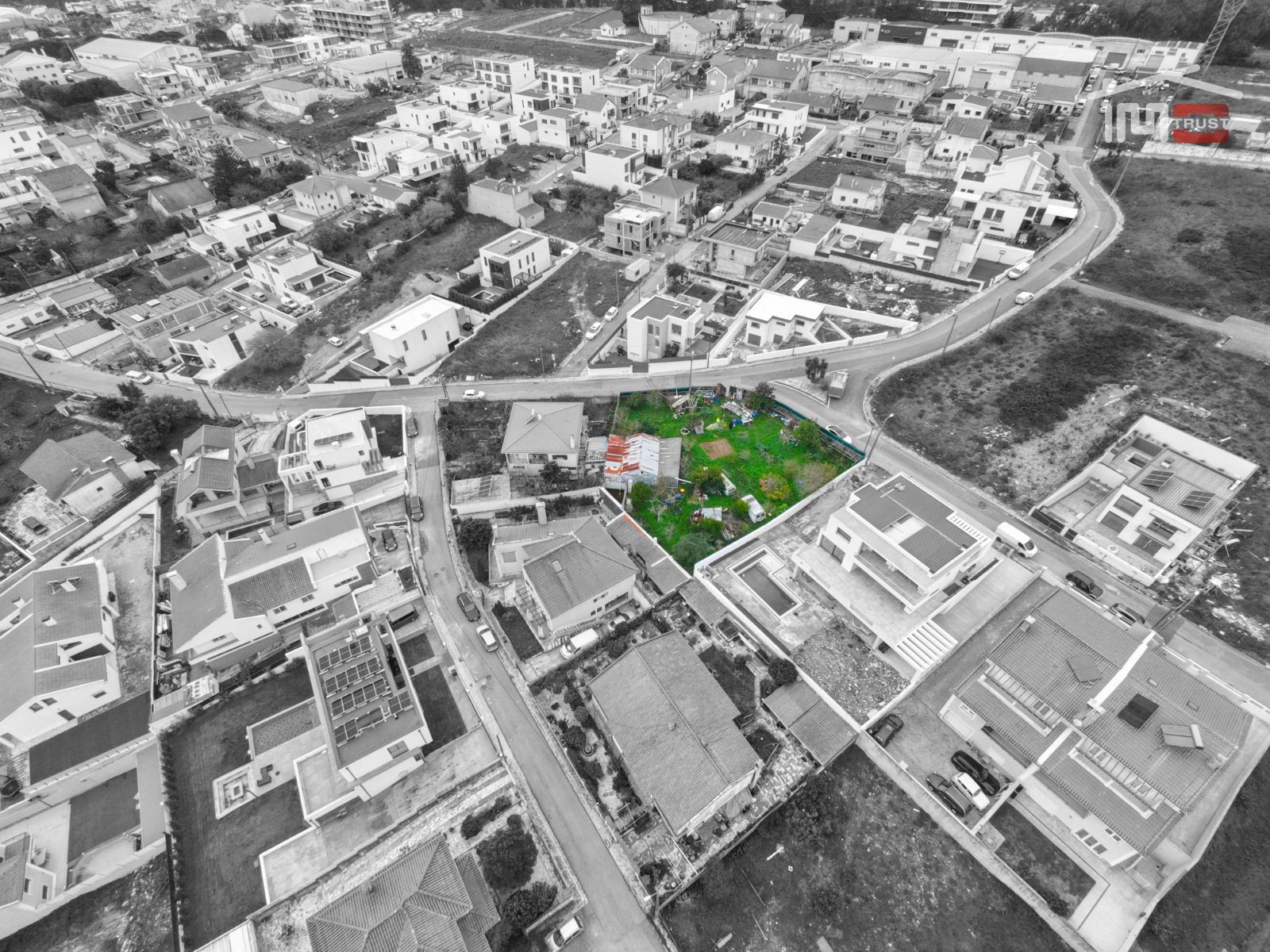 Terreno para Venda em Queluz e Belas