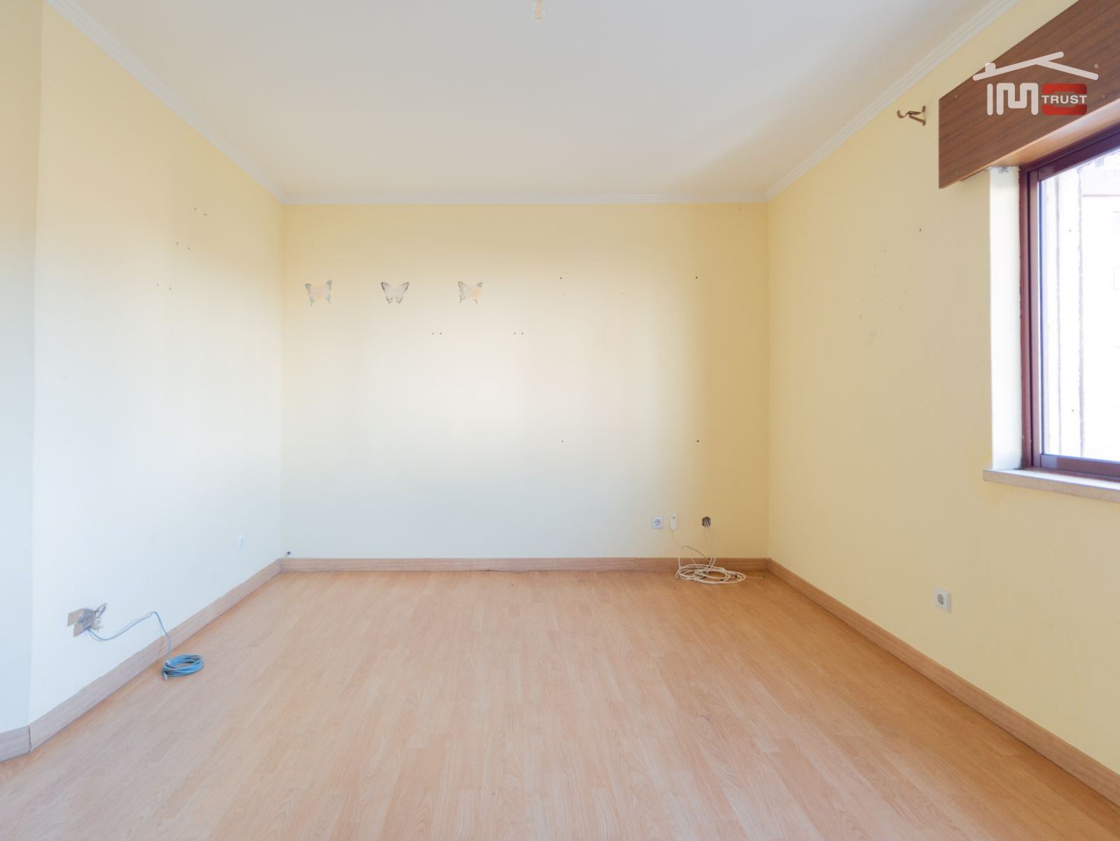 Apartamento T3 para Venda em Algueirão-Mem Martins