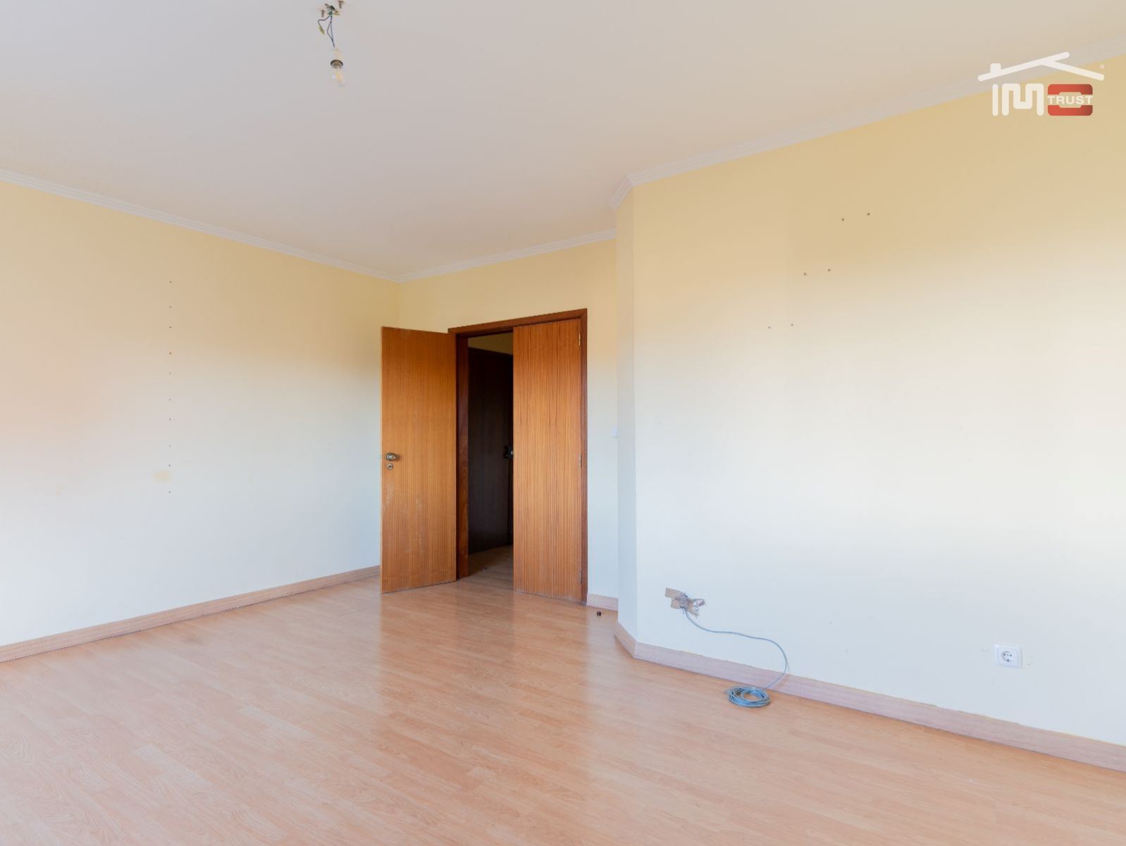 Apartamento T3 para Venda em Algueirão-Mem Martins