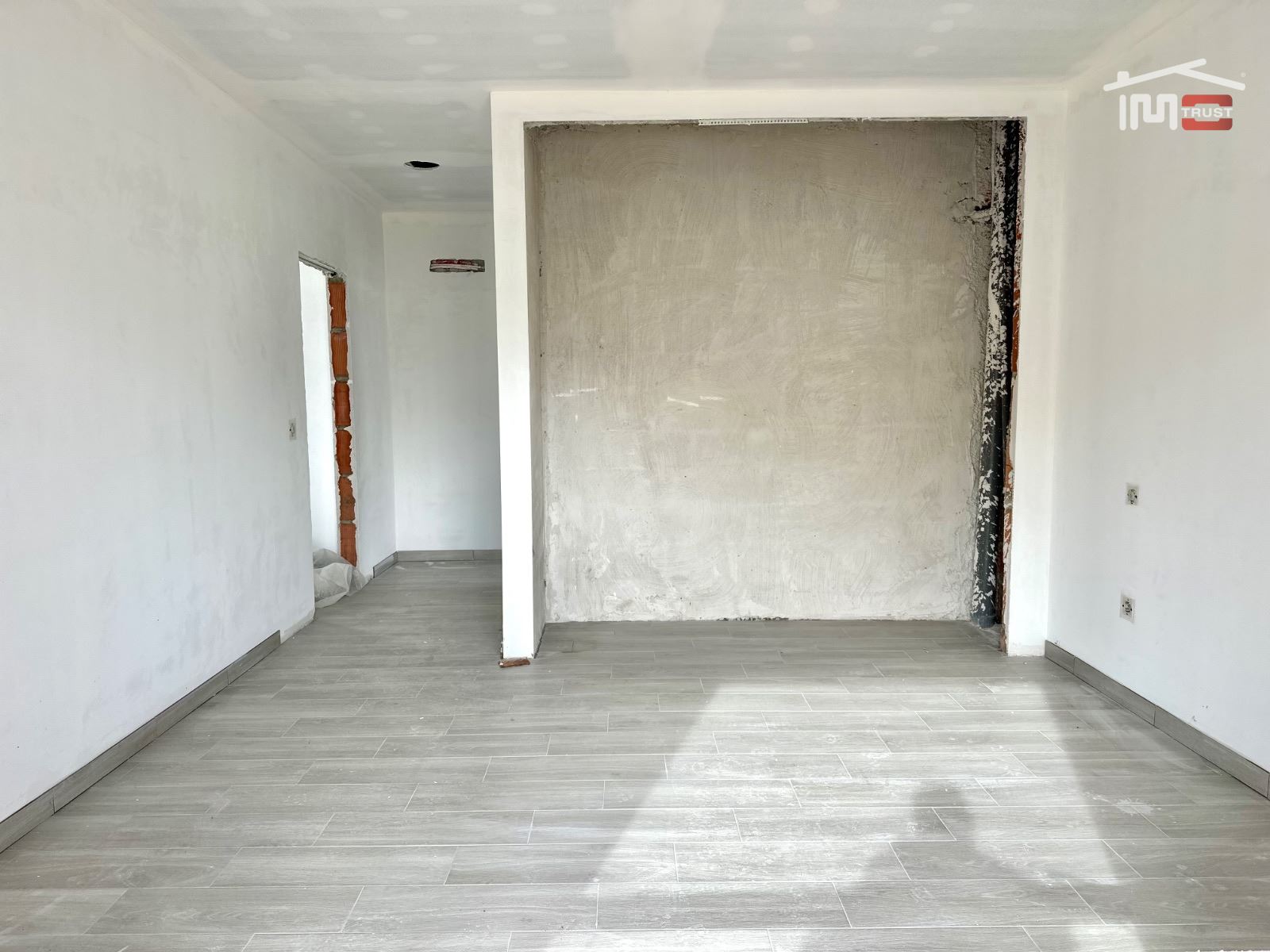 Moradia T4 para Venda em Atalaia e Alto Estanqueiro-Jardia