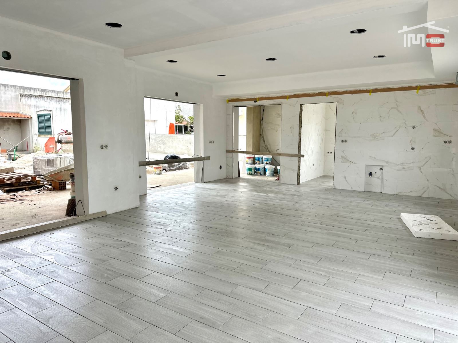 Moradia T4 para Venda em Atalaia e Alto Estanqueiro-Jardia