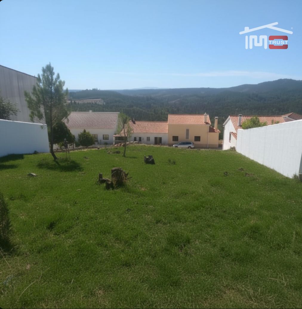 Terreno P/ Prédio para Venda em Amendoa