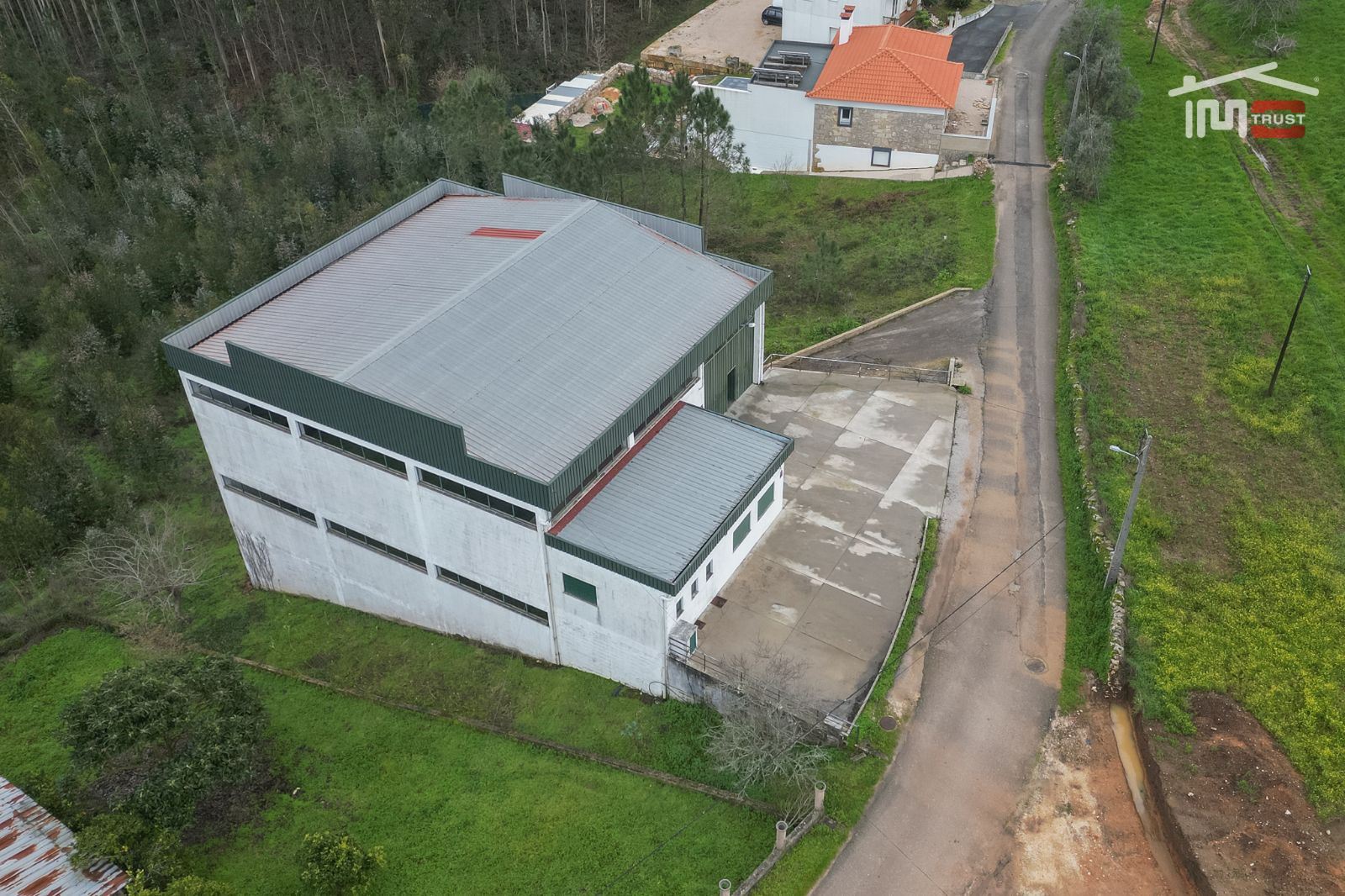 Negócio para Venda em São Mamede