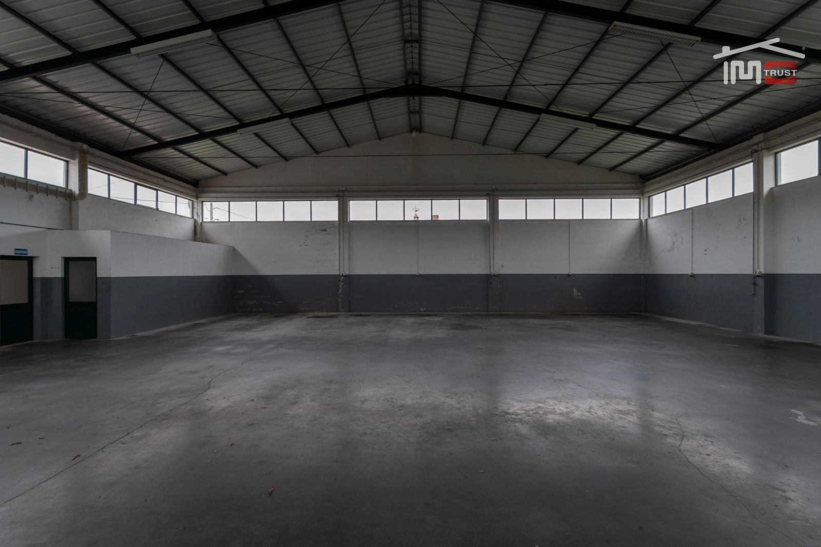 Negócio para Venda em São Mamede