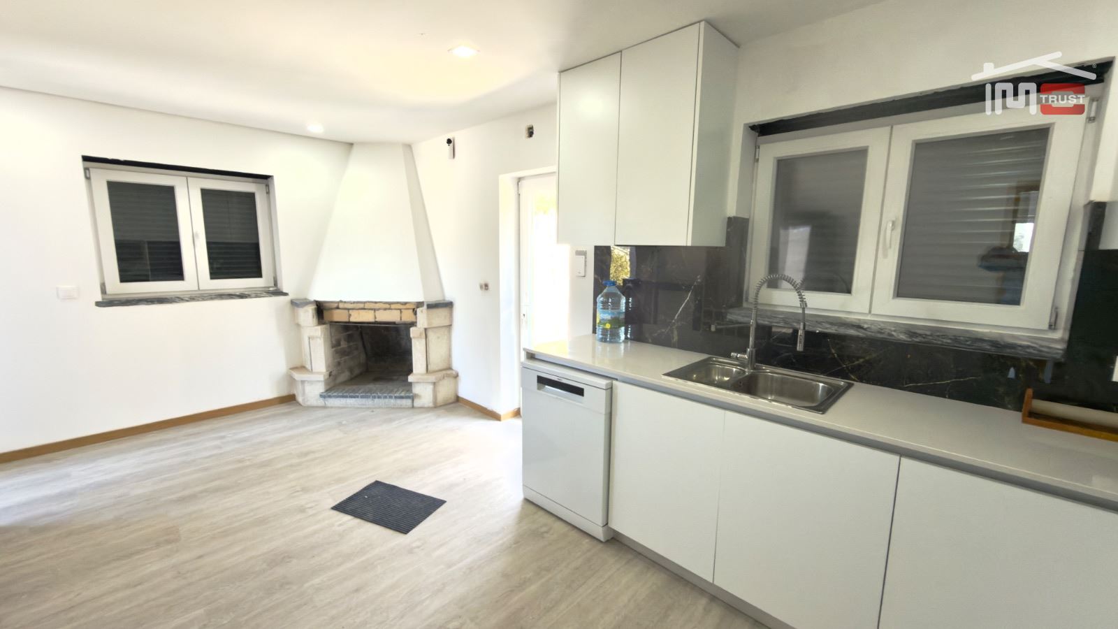 Moradia T3 para Arrendamento em Nossa Senhora da Piedade