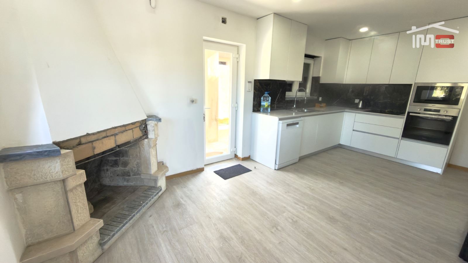 Moradia T3 para Arrendamento em Nossa Senhora da Piedade