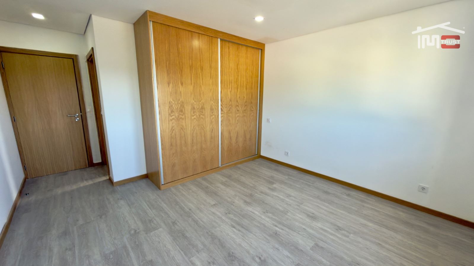 Moradia T3 para Arrendamento em Nossa Senhora da Piedade