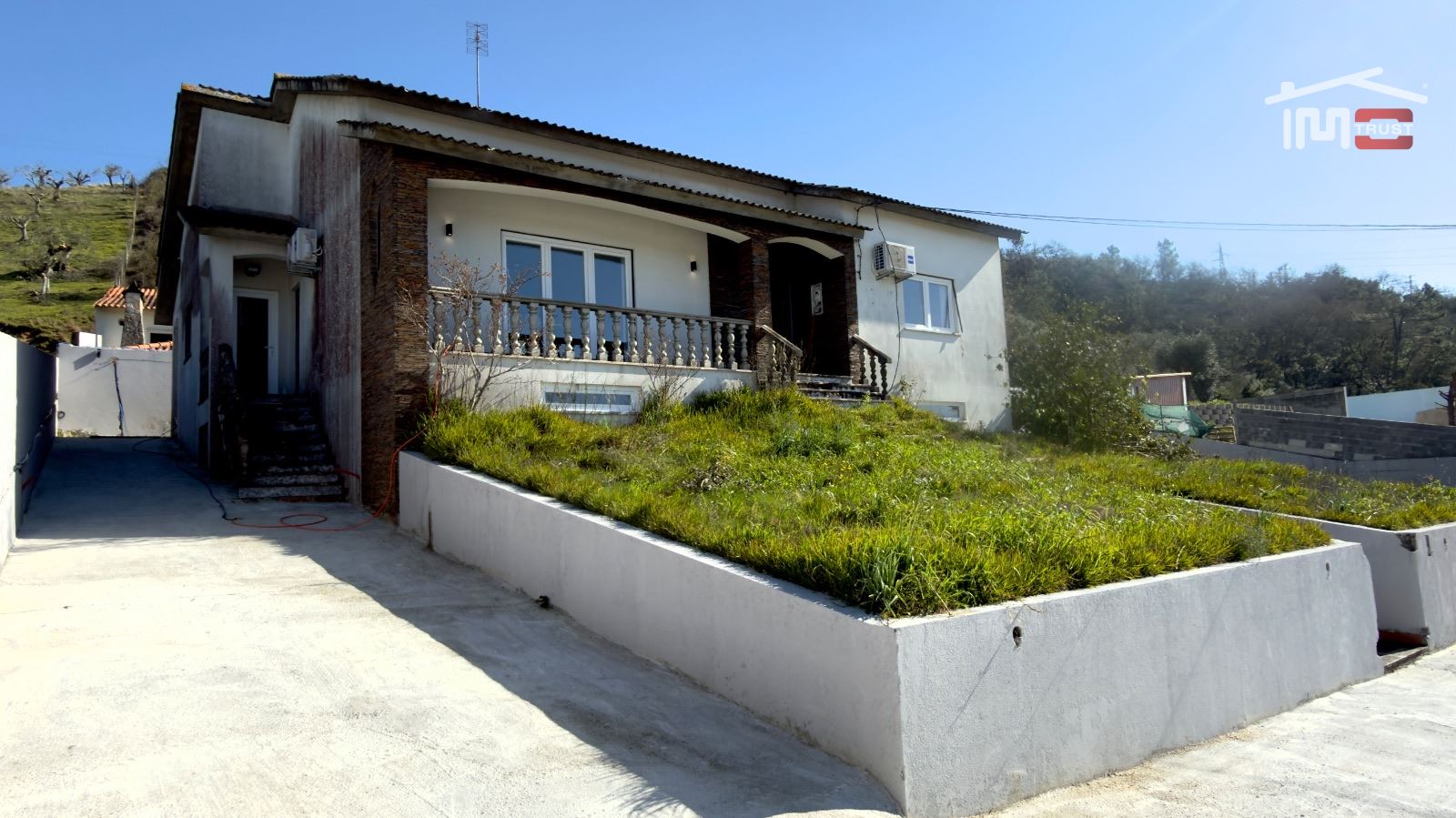 Moradia T3 para Arrendamento em Nossa Senhora da Piedade