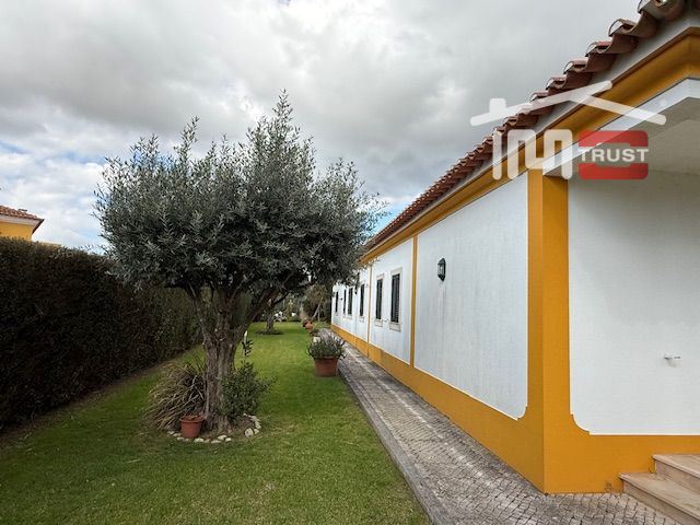 Moradia T6 para Venda em Palmela