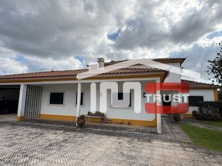 Moradia T6 para Venda em Palmela