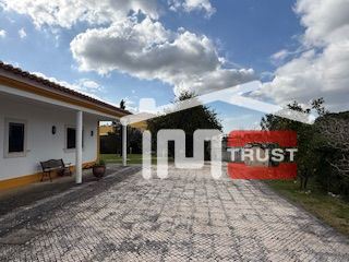 Moradia T6 para Venda em Palmela