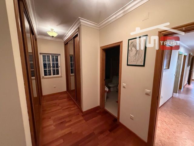 Moradia T6 para Venda em Palmela