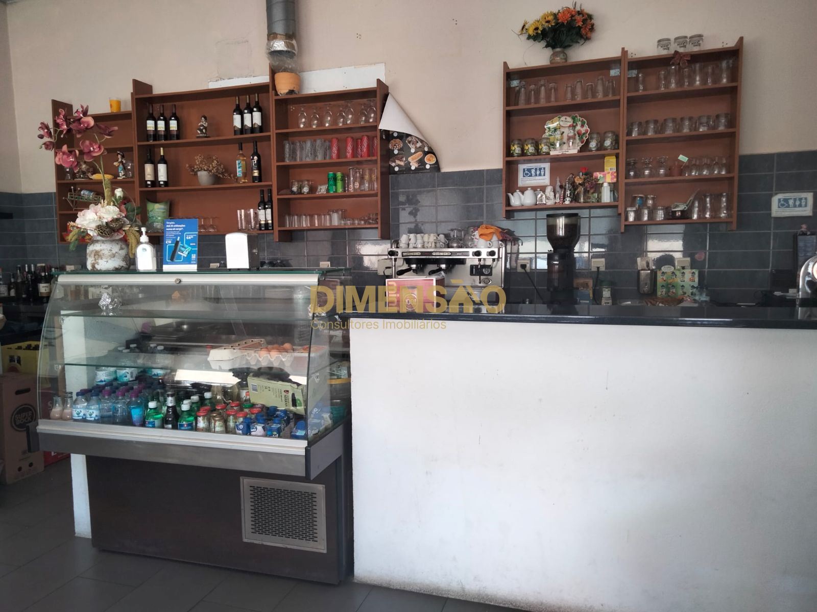 Loja para Trespasse em Custóias, Leça do Balio e Guifões