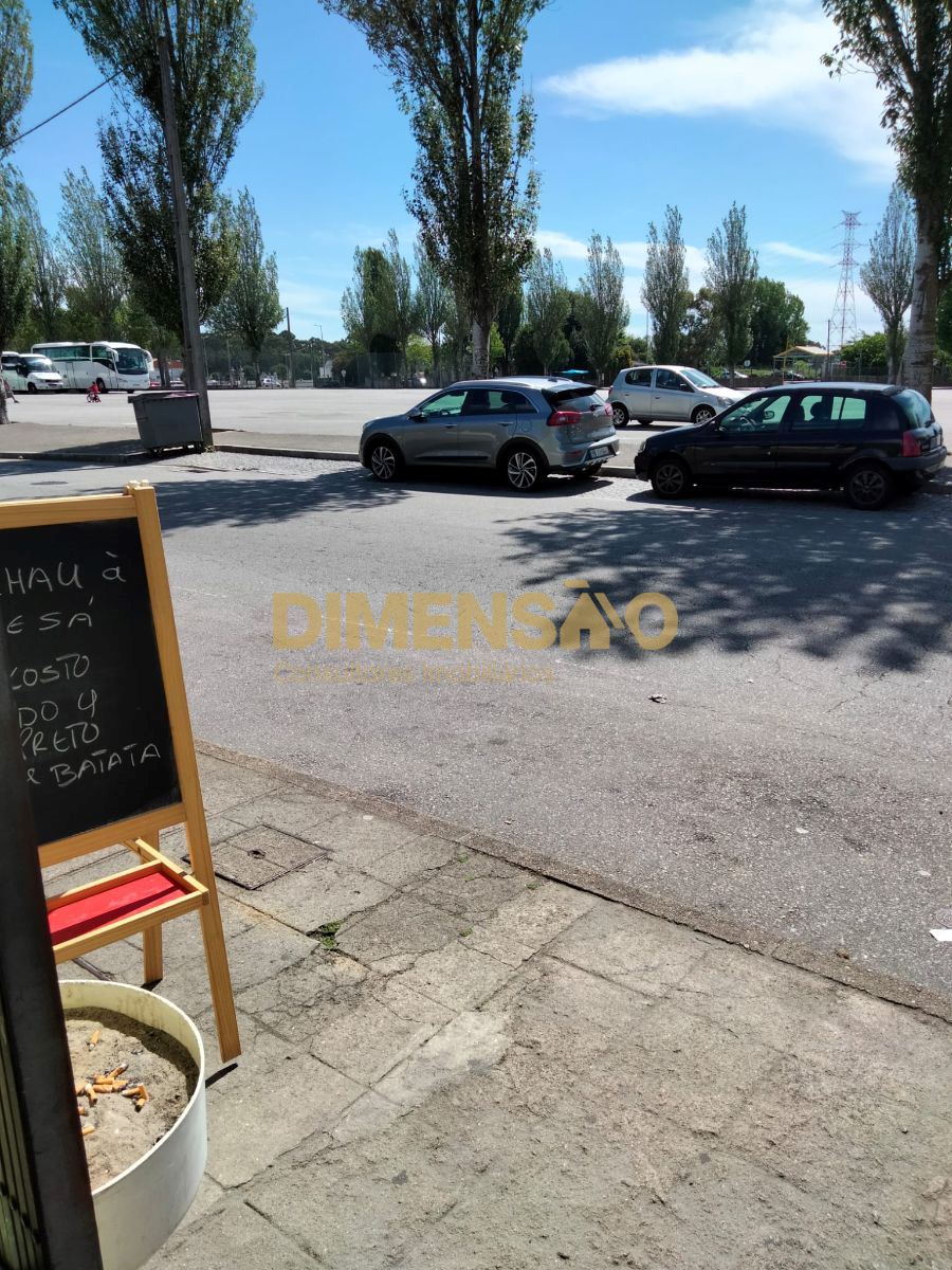 Loja para Trespasse em Custóias, Leça do Balio e Guifões