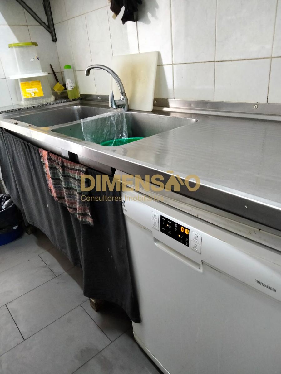 Loja para Trespasse em Custóias, Leça do Balio e Guifões