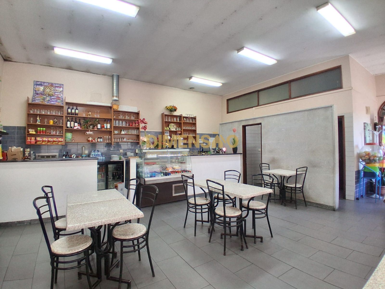 Loja para Trespasse em Custóias, Leça do Balio e Guifões