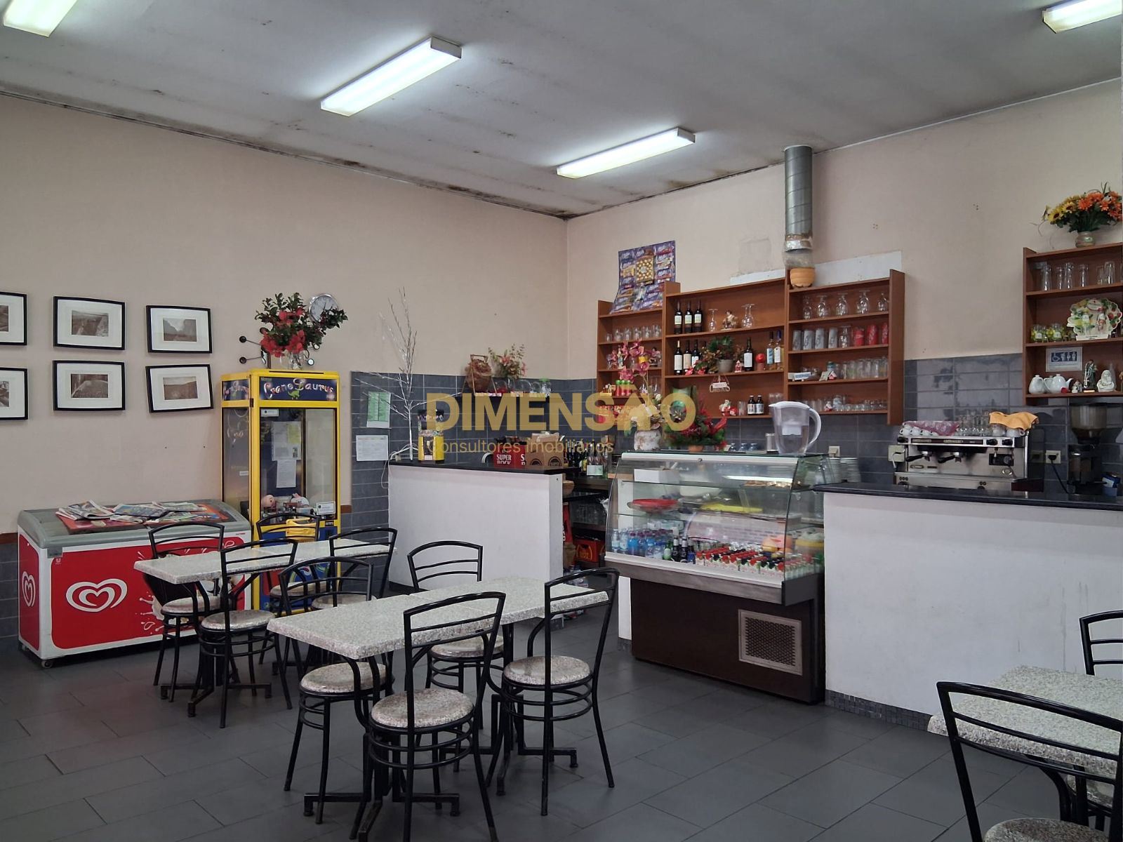 Loja para Trespasse em Custóias, Leça do Balio e Guifões