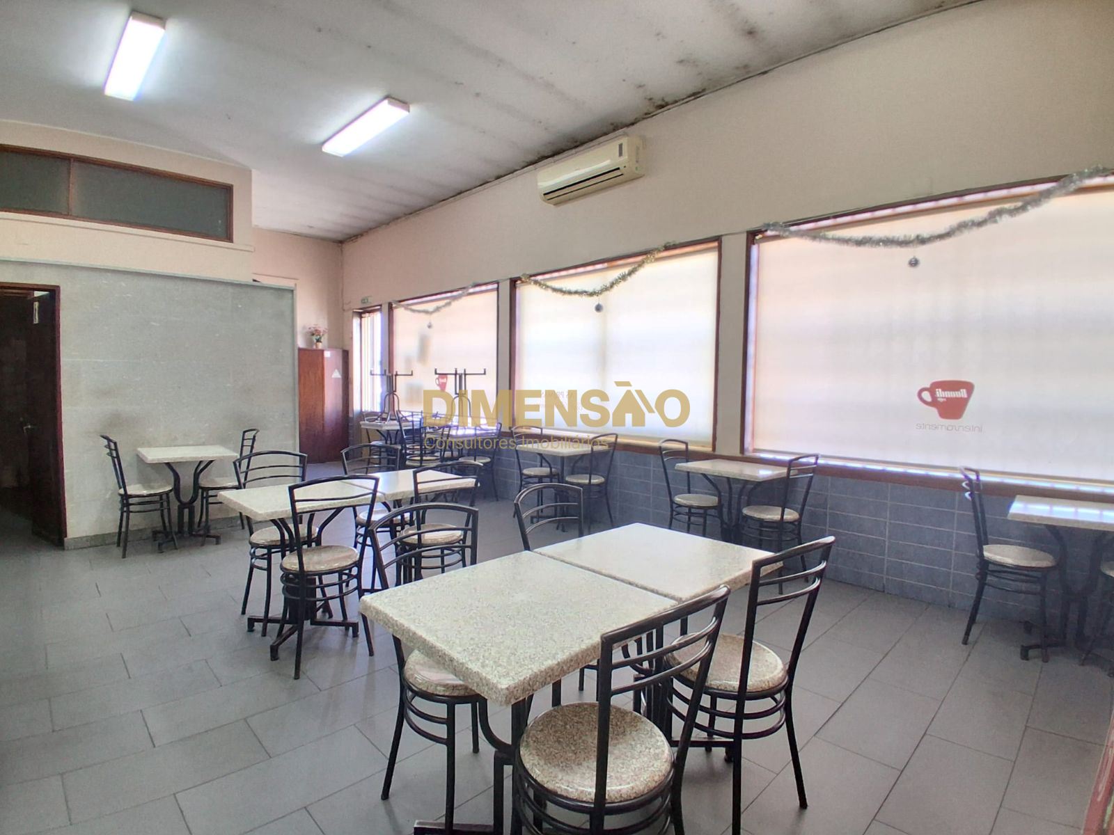 Loja para Trespasse em Custóias, Leça do Balio e Guifões