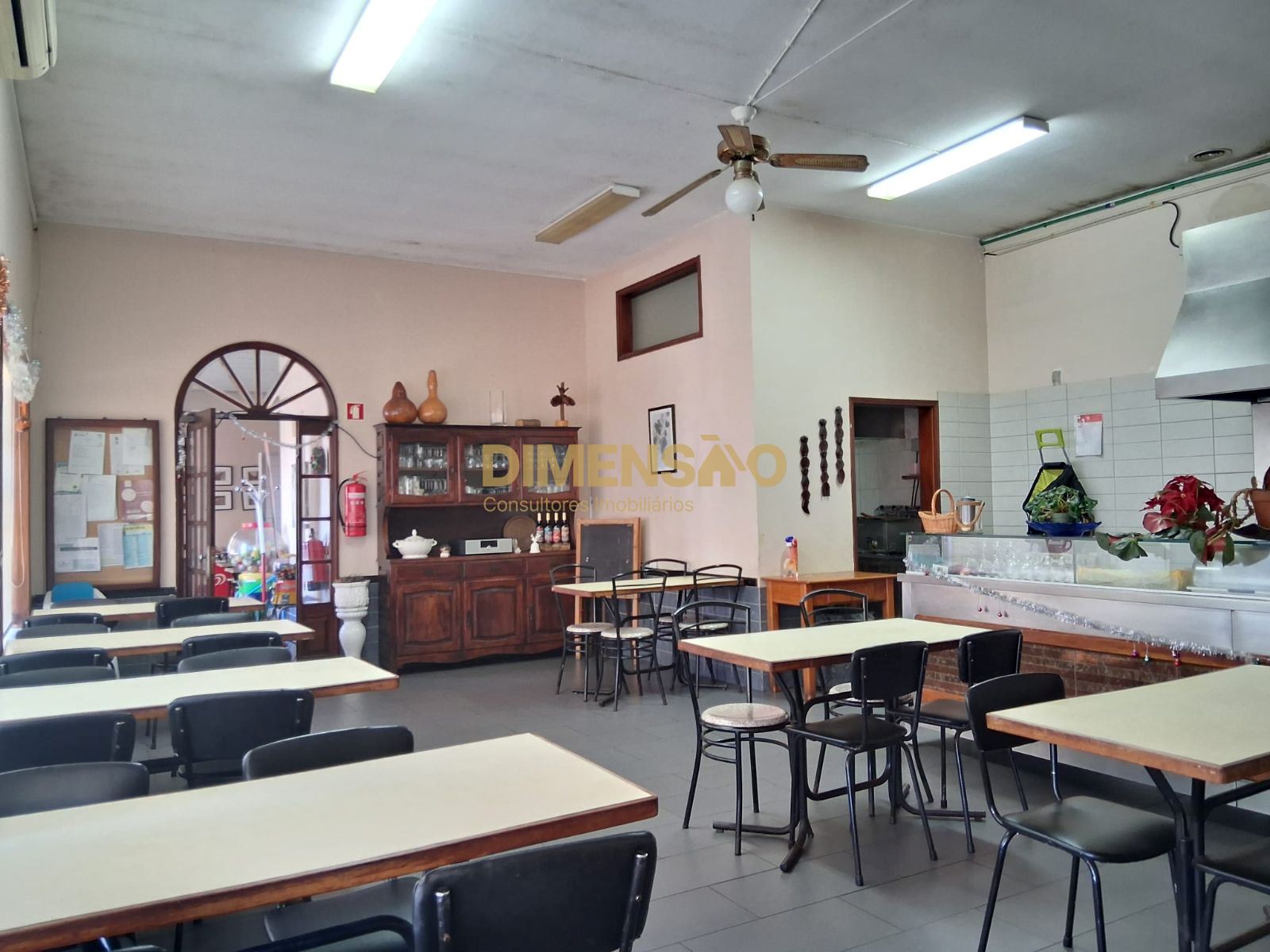 Loja para Trespasse em Custóias, Leça do Balio e Guifões