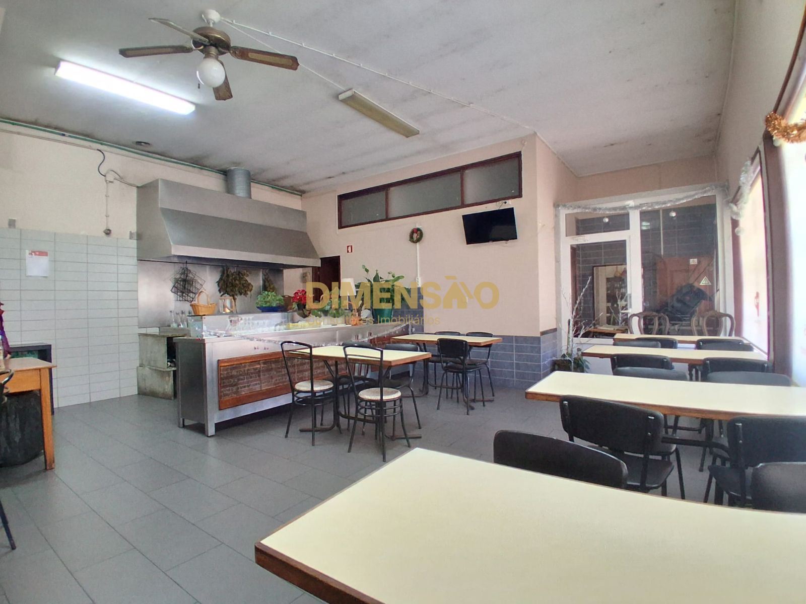 Loja para Trespasse em Custóias, Leça do Balio e Guifões