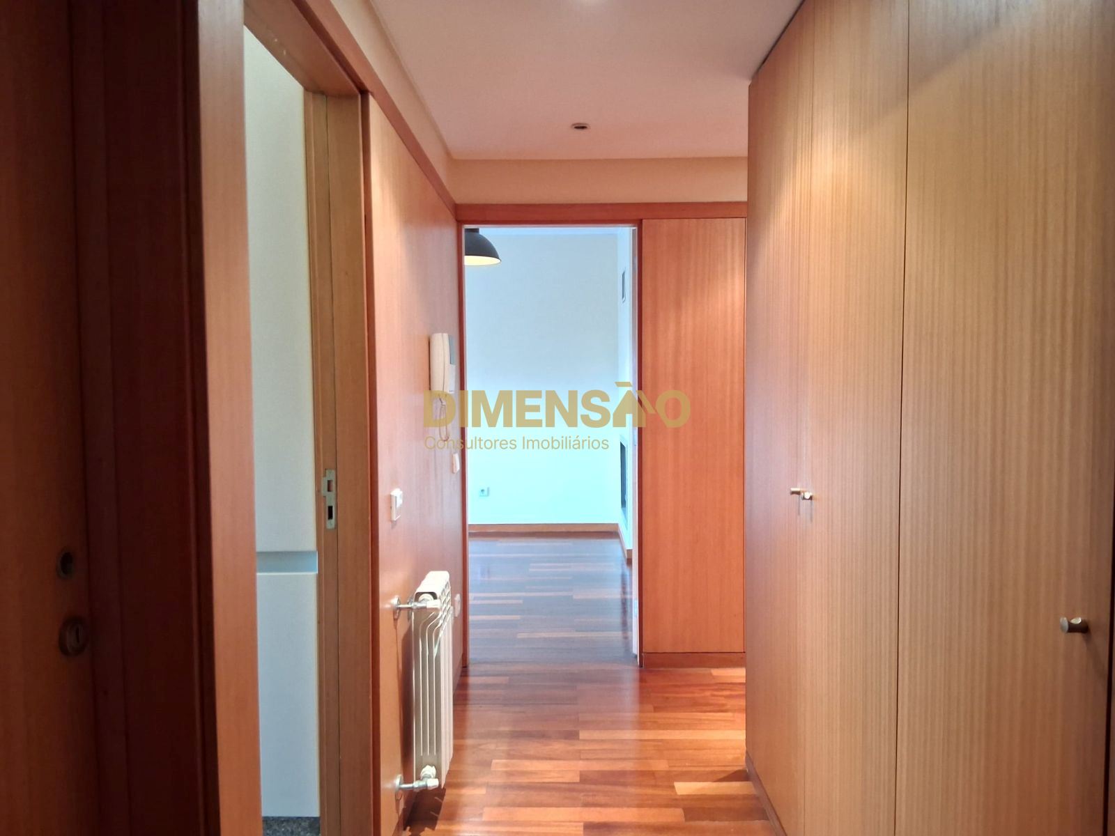 Apartamento T1 para Arrendamento em Pedrouços