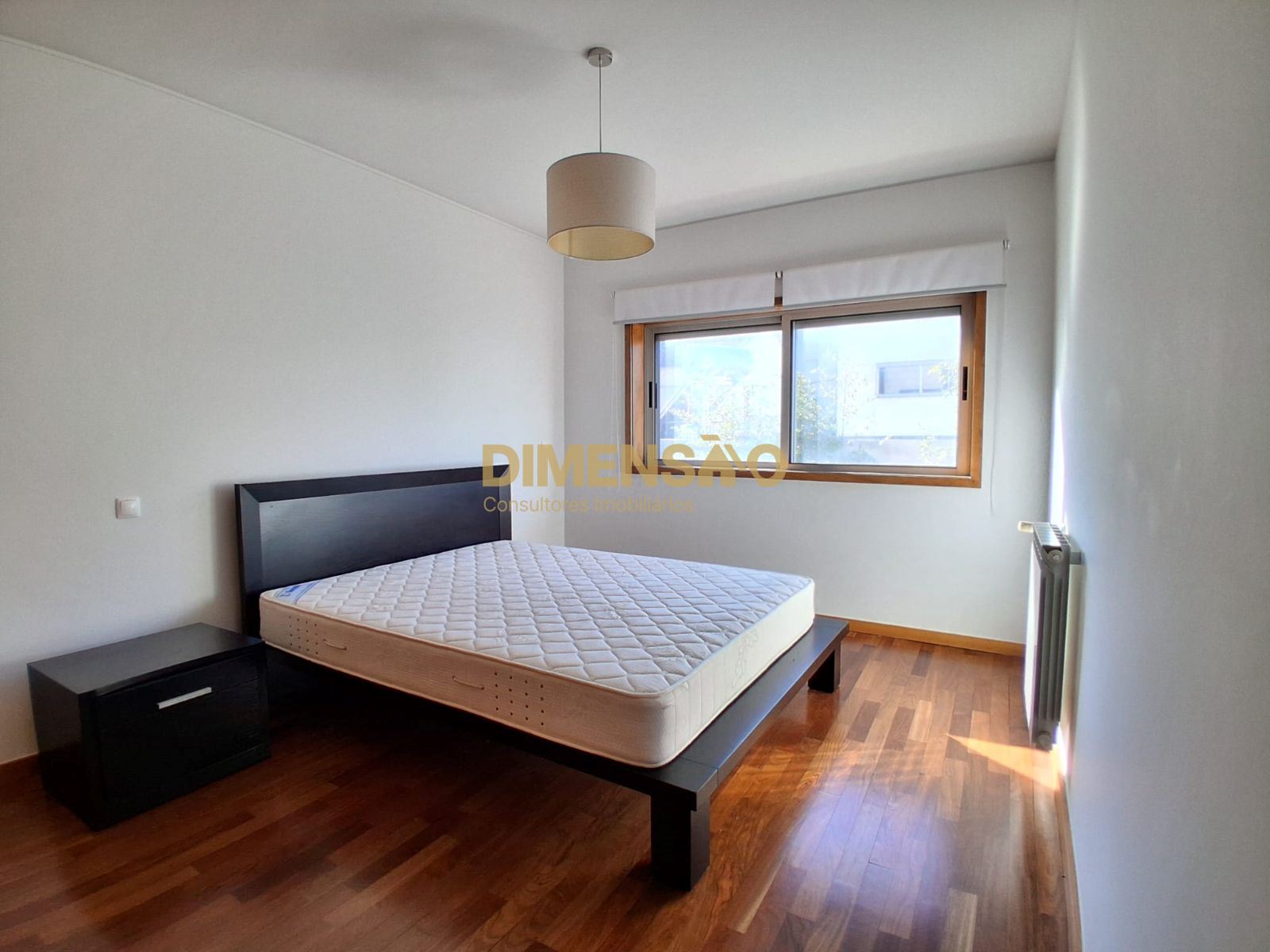 Apartamento T2 para Arrendamento em Pedrouços