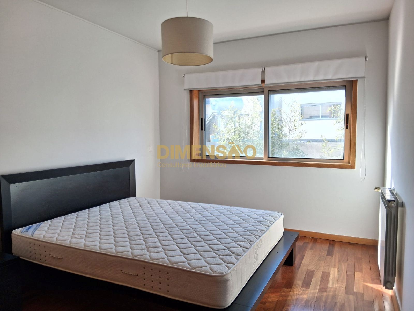 Apartamento T2 para Arrendamento em Pedrouços